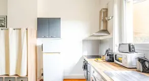 Le petit républicain -Nid douillet Péage - Image 3