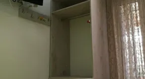 small booking room - Image 5