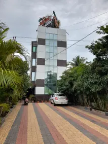 Hotel Shalimar Executive, Uran Islampur - Image 3