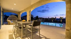 Luxury Apartments Loma - Image 2