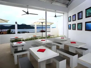 Sea Horse Guest House - Image 4