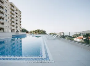 Apartment in a complex with a swimming pool - Image 3