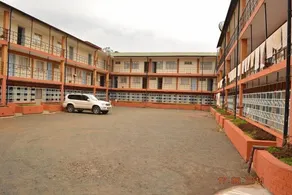 Racecourse Inn Hotel - Image 4