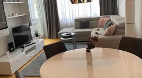 Apartment Queen - Image 3