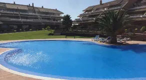 Marina Golf Apartments - Image 2
