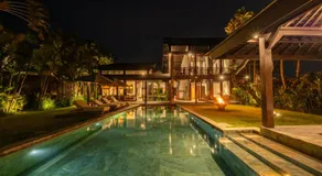 Beachfront Luxury Villa in Beraban with Private Pool - Image 2