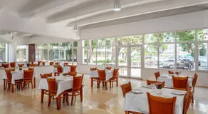 Hotel Siret Saturn - Image 4