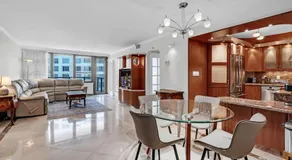 3 Bedroom Apt Ocean-Front Resort The Alexander - Image 5