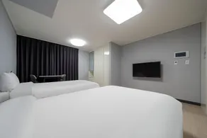 Myeongga Ubleth Hotel - Image 3