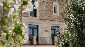 Ca Escoda Historic House in Wine Country - Image 5