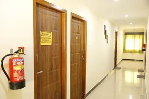 Hotel New Amirtham inn - Image 2