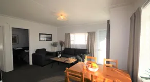 Beach lodge motel  - Image 3