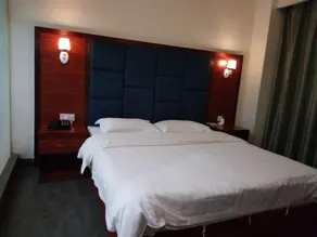 Lanhaiwan Business Hotel - Image 2