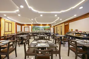 Santa Luxury Hotel Da Nang - Complimentary Afternoon Tea - Image 5