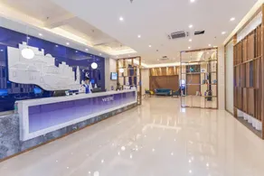 Yeste Hotel Qinzhou Bay Plaza - Image 4