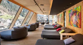 fire & ice LIVING - Image 2