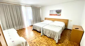 Garden Lodge Hostal Evencio - Image 3