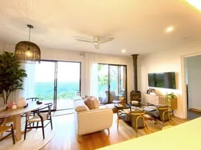 Scandinavian Cabin - Maleny - One Bedroom - Image 2