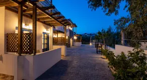 Almiriki Serifos - Image 2