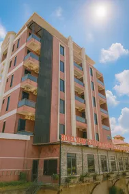 Hoài Thu Hotels - Image 5