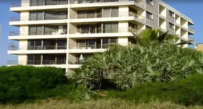 Fabulous Views at Surfside Court - Image 5