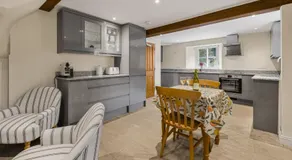 The Snug at Arlington Mill - Image 3