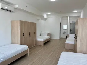Upper Hotel Suites - Image 2