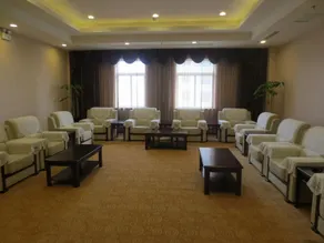 Golden Gulf Hotel - Image 4
