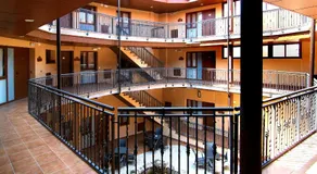 Apartahotel La Corrala - Image 4