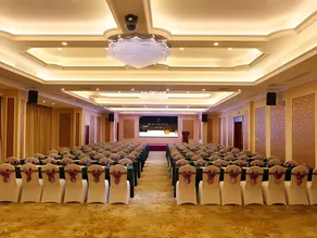 Vienna Hotel Guangxi Guigang High-Speed Railway Station Central Square - Image 4