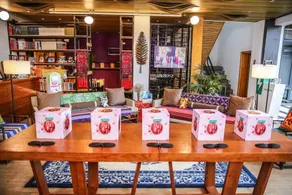 Cultural Hotel (Tengchong Heshun Ouxiang Zhijia Panoramic Wetland) - Image 2