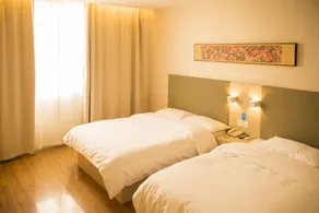 Hanting Hotel Baoding Yi County Culture Square - Image 4