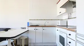 Global Vacacional, Estudio para parejas con piscina en Canet playa - Image 4