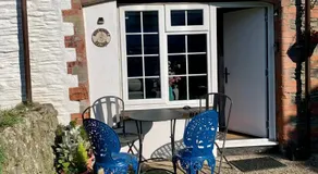 Honeysuckle Cottage - Image 4
