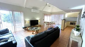 Osprey Holiday Village Unit 117 - Georgeous Villa Close to the Reef - Image 2