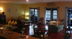 Las Flores Beachside Hotel - Image 5
