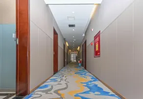 Banpo Hotel (Rongheng Times Square Branch) - Image 5