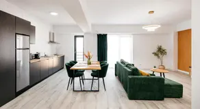 Premium Tulip Aparthotel close to Airport & Therme - Image 3
