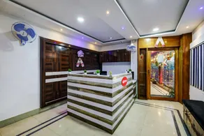 OYO The Penthouse - Image 3