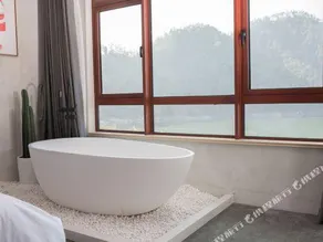 Qiandao Lake Drama Lake Homestay - Image 4