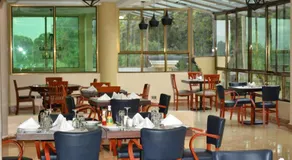 Hylise Hotel - Image 2