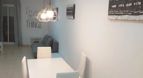 Mejor Apartamento en Plaza España con Parking Gratuito - Image 4