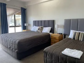 Citrus Motel - Image 2
