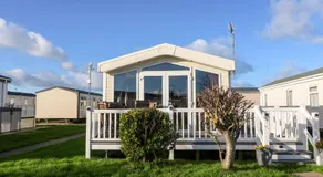 Lodge by the Sea - Image 4