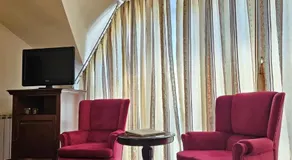 The Elite - Oradea's Legendary Hotel - Image 5