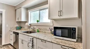 Walk to Lake & Downtown - Historic CDA Cottage - Image 5