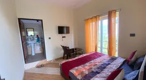Mount Breeze-Nearby Bhimtal lake and Kainchi Dham - Image 2