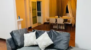 Centrally located, breezy apartment in Maputo - Image 2