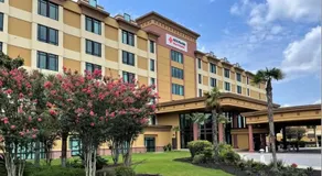 22 min to Beach-2 bd room-Self check in -sleep 6-BBQ-WD - Image 2