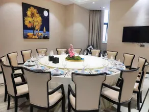 Hampton by Hilton, LingPing High Speed Railway Station, Hangzhou - Image 3